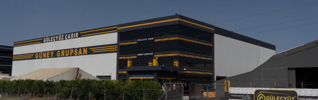 Branda ve Tente Kumaşları: PVC, Oxford, Polyester – Hangisi Daha Dayanıklı?